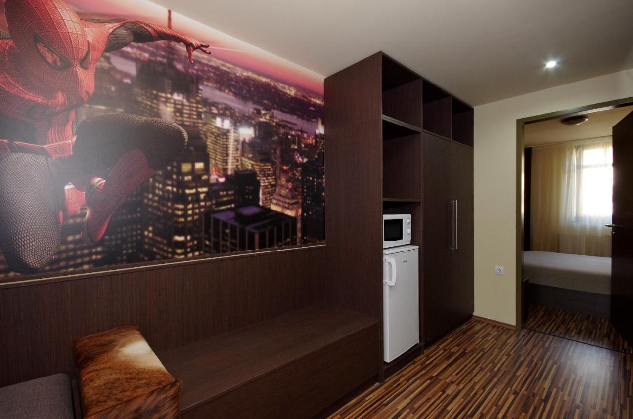 Corvin Apartman Jula Exterior foto